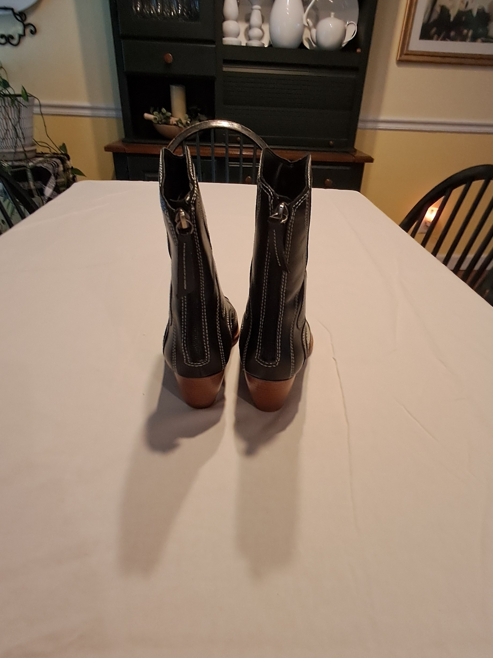 Matisse Women's Black Western Ankle Boots with Contrast Stitching Size 8M - Picture 3 of 4